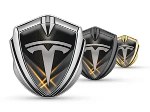 Tesla Emblème Bombé Métal Style Course Lustré Bombé